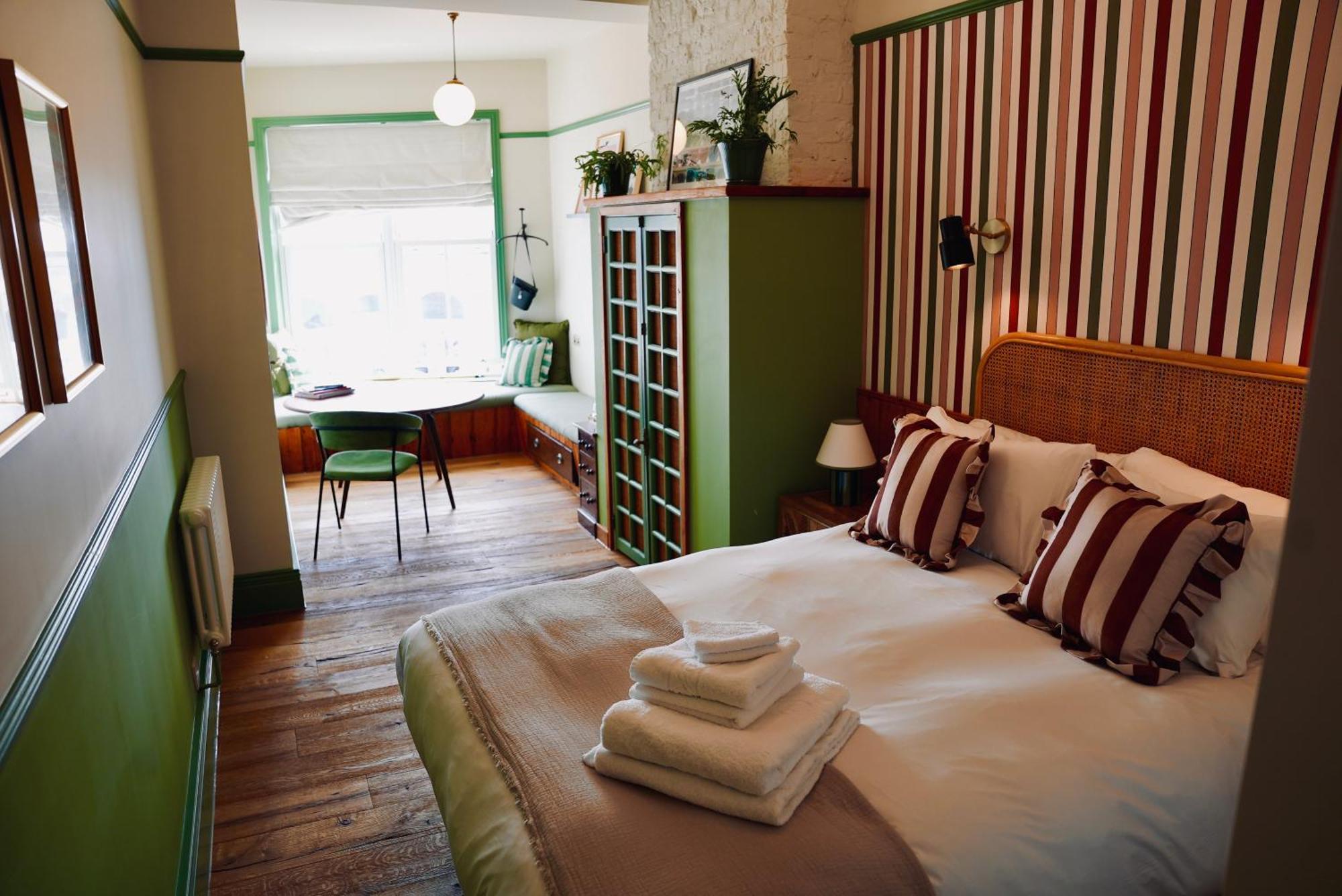 The London & Paris Hotel Folkestone Luaran gambar
